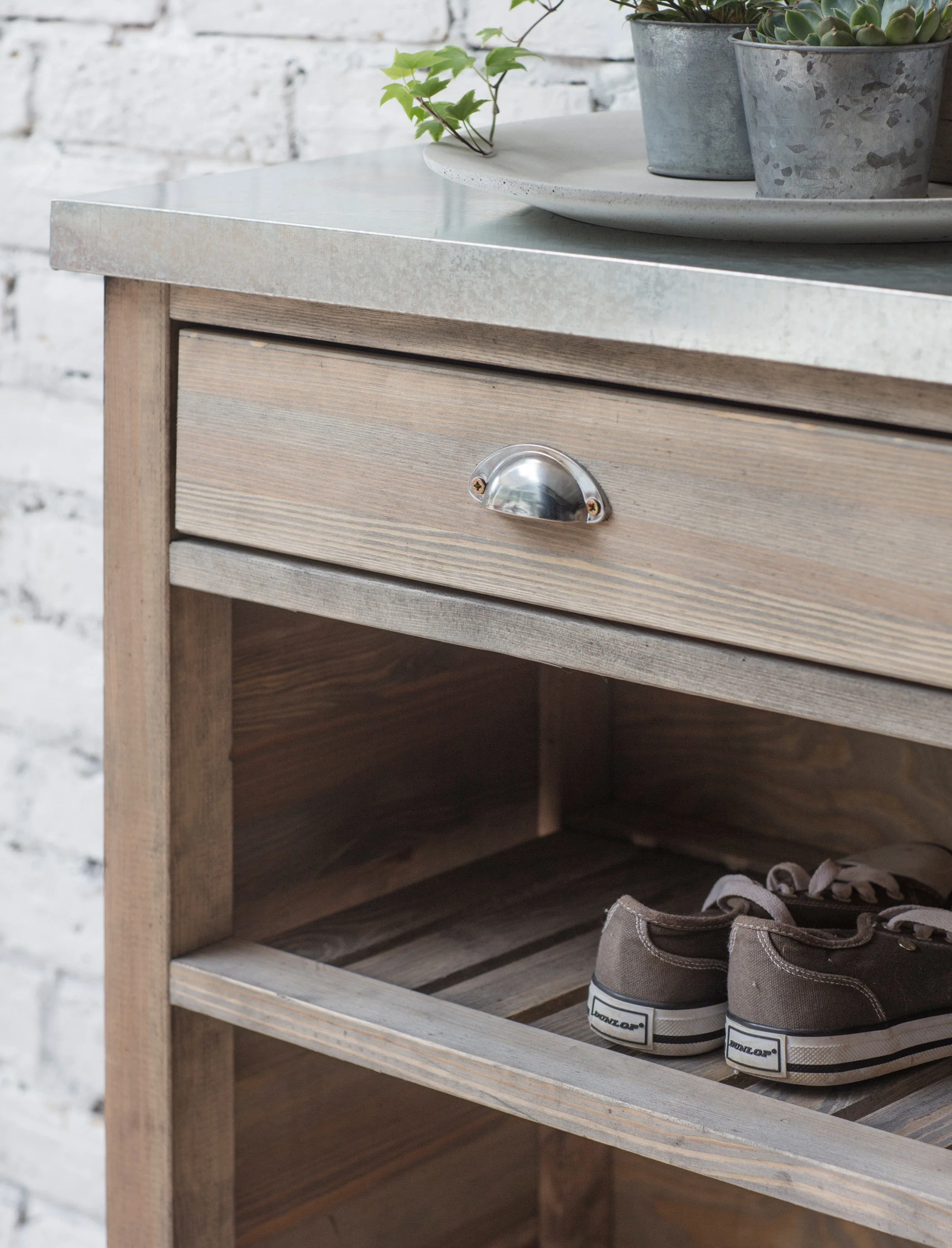Aldsworth Bootroom Unit