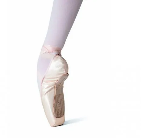 Cloé Pointe Shoe