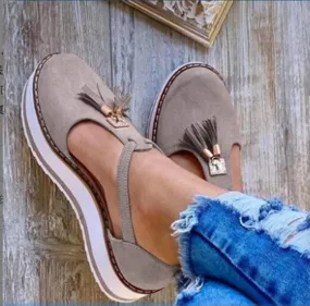Ladmiple Platform Shoes For Women Wide Width Closed Toe Women’s Canvas Shoes Low Top Fashion Sneakers Slip on Walking Shoes Dressy Casual Summer Comfortable Non Slip Platform Flats Loafers