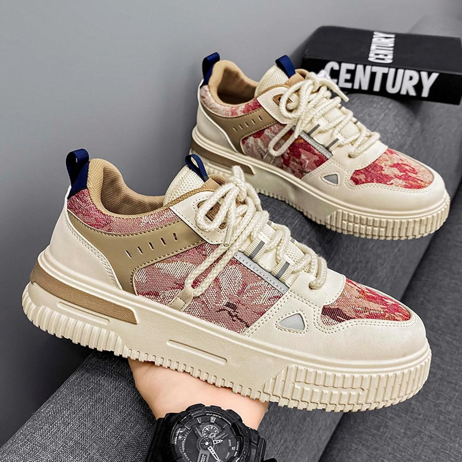 Mens and Womens Anti Slip and Wear Resistant Rubber Soles Skateboard Shoes Tie Up Low Top Casual Sneakers Breathable Thick Soled Walking Shoes Patterned Short Distance Running Shoes