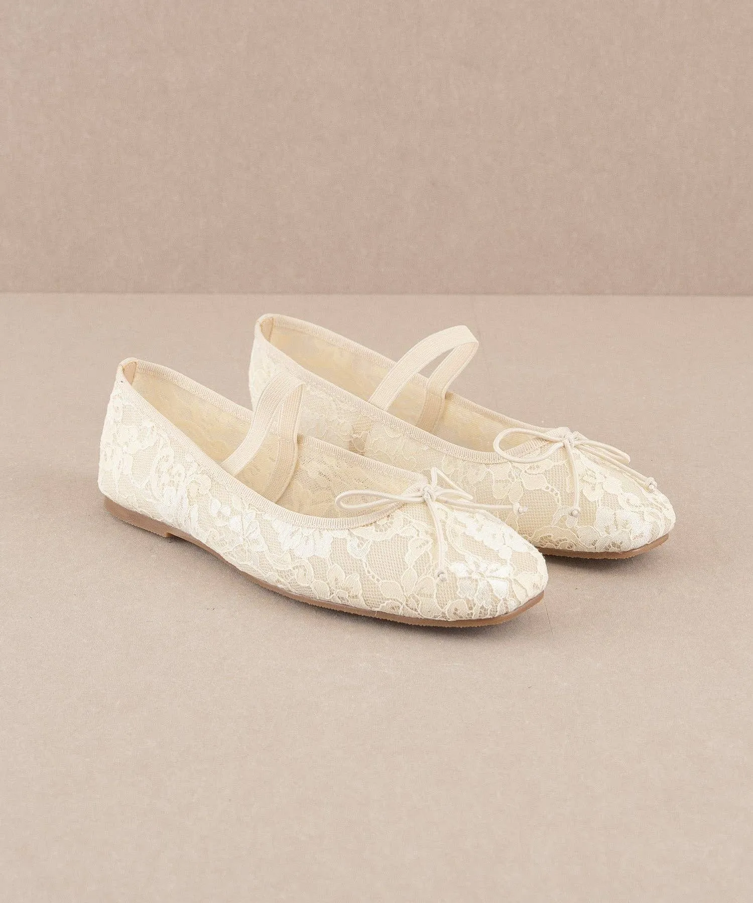 The Bisbee Beige | Lace Ballet Flats